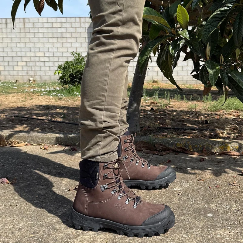 Botas de montaña y trekking Unisex Chiruca Bora 42 Gore-Tex Marrón