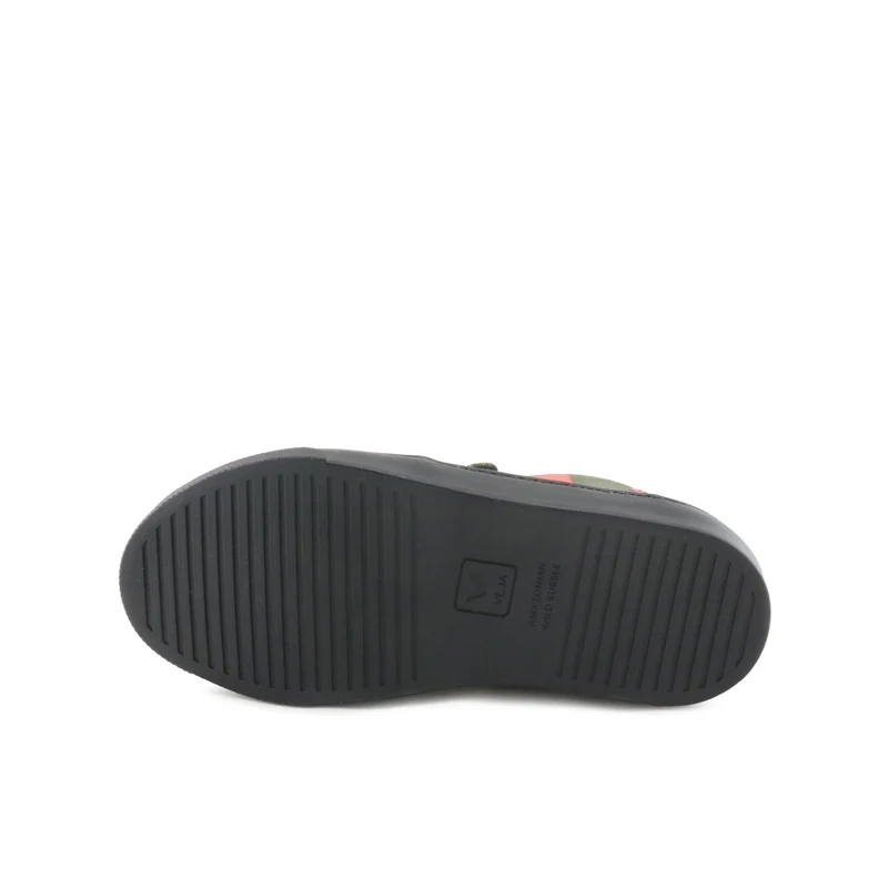 Deportiva kaki V12VEL Veja