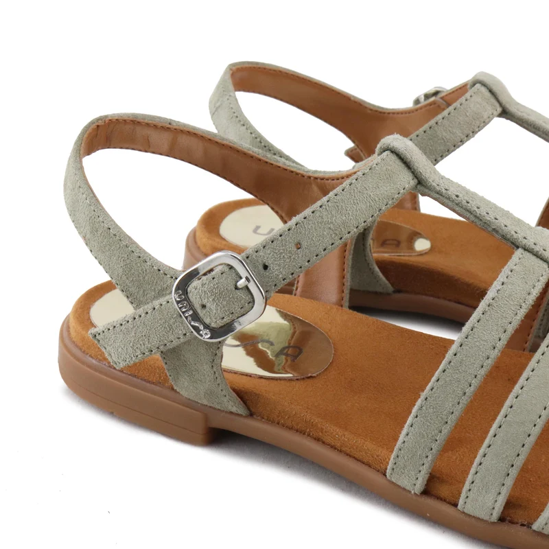 Sandalia verde gris LOKE Unisa