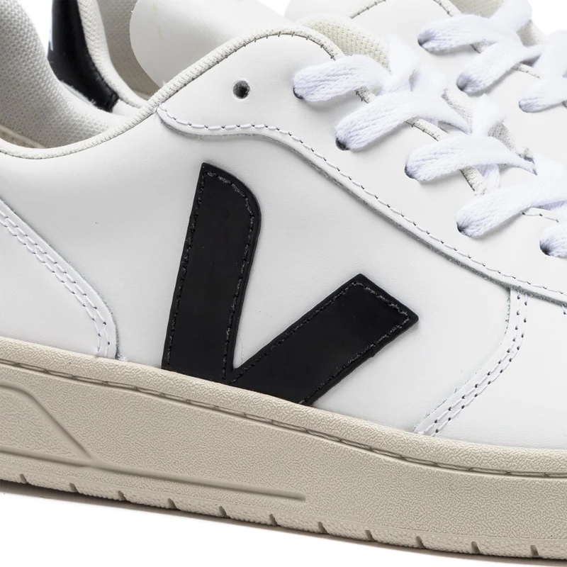 Deportiva blanco/negro V10 Veja