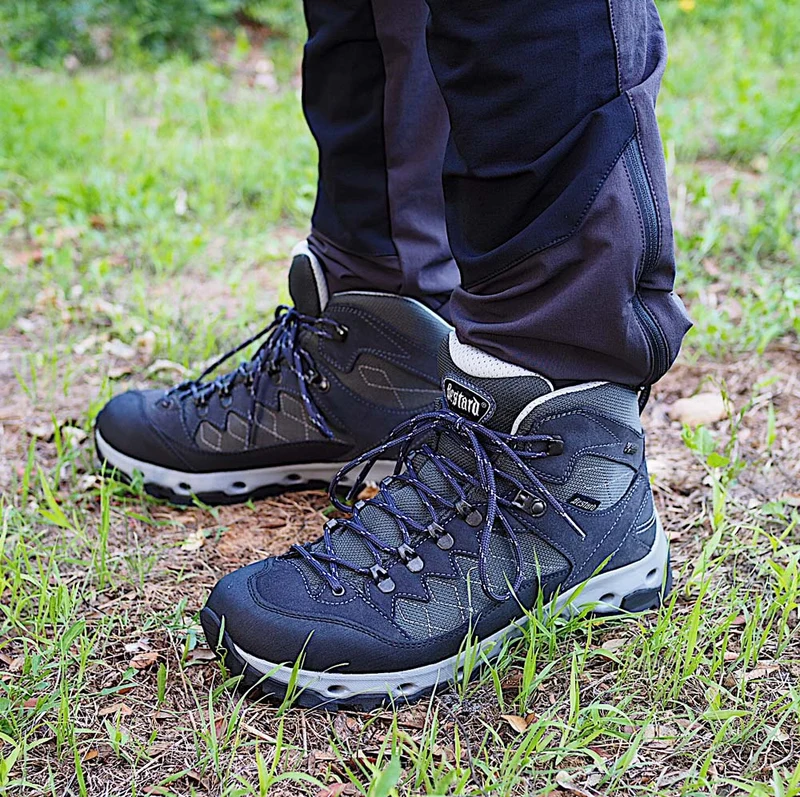 Botas de montaña y trekking Hombre Bestard Gravity Mid Gore-Tex Gris
