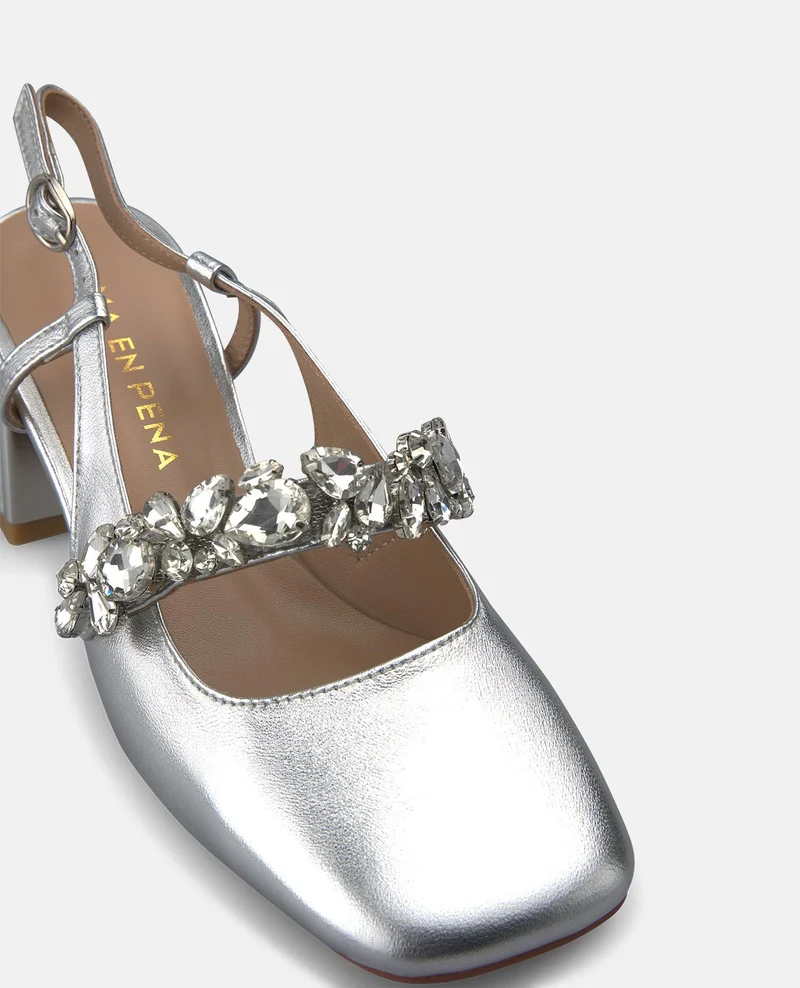 ZAPATO DESTALONADO TIRA CON JOYA