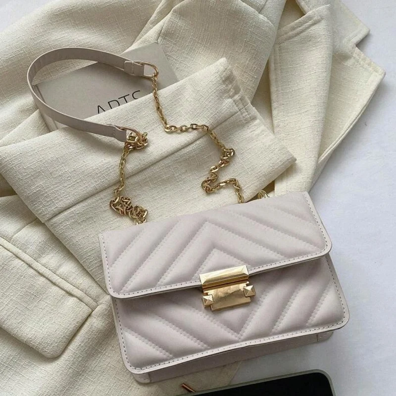 Miomu Bolso Acolchado con Correa de Cadena Dorada mm