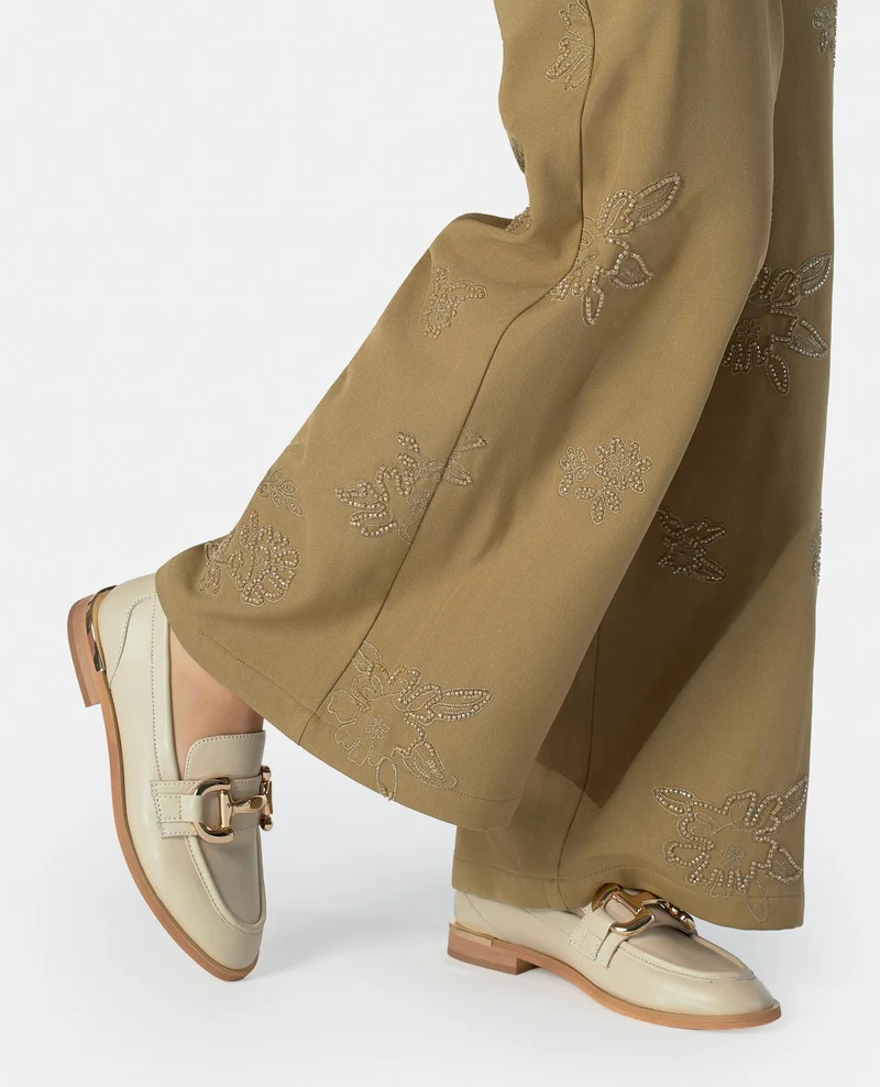 MOCASÍN DETALLE
