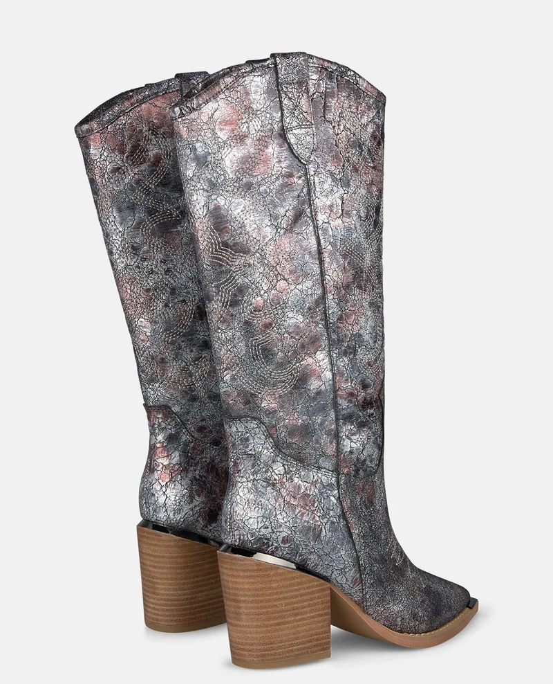 BOTA CAMPERA