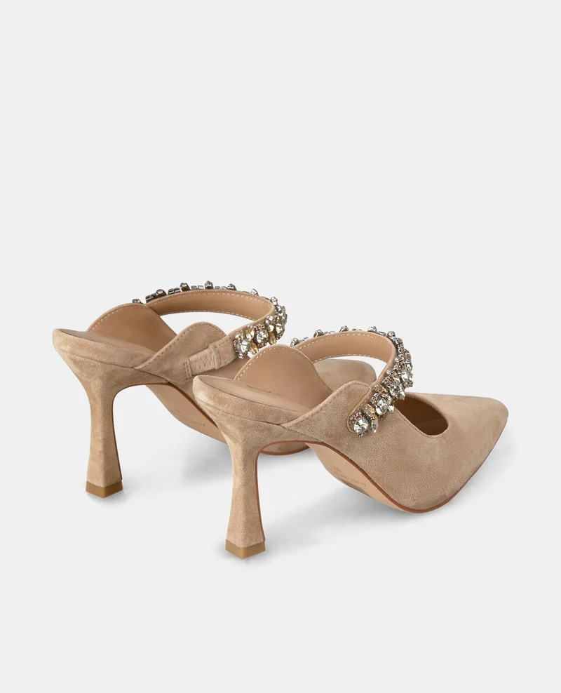 ZAPATO DESTALONADO PEDRERÍA