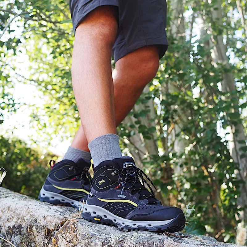 Botas de montaña y trekking Hombre Bestard Space Mid Gore-Tex Gris