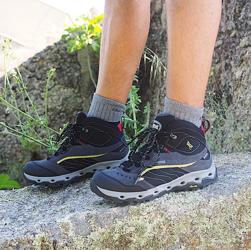 Botas de montaña y trekking Hombre Bestard Space Mid Gore-Tex Gris