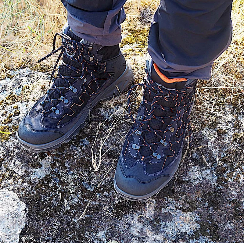 Botas de montaña y trekking Hombre Bestard Teix Gore-Tex Negro