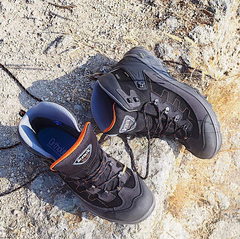 Botas de montaña y trekking Hombre Bestard Teix Gore-Tex Negro