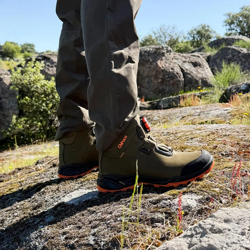Botas de montaña y trekking Unisex Chiruca Alano Force Boa Hi Vis 08 Gore-Tex Verde