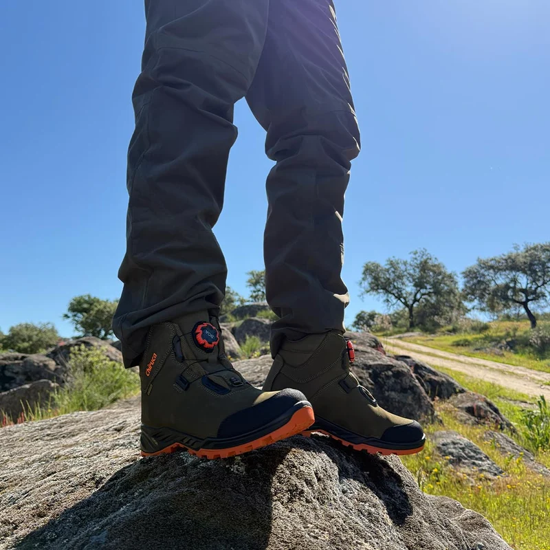 Botas de montaña y trekking Unisex Chiruca Alano Force Boa Hi Vis 08 Gore-Tex Verde