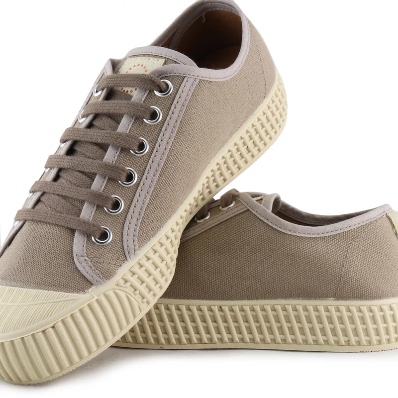 Zapatilla taupe 5500 Jeromín