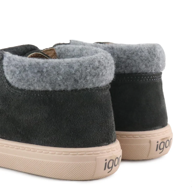 Bota serraje gris TUI Igor