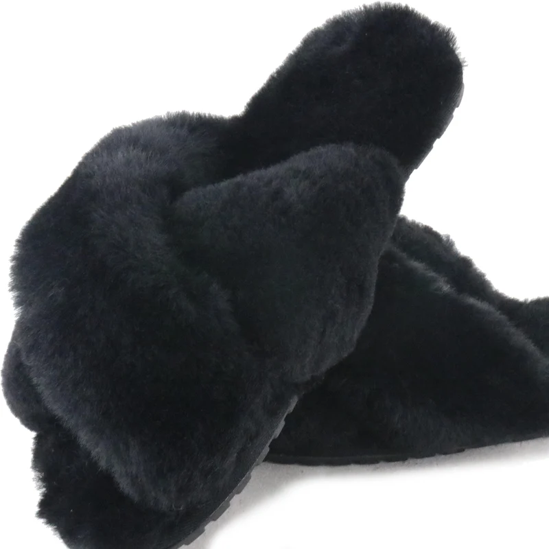 Zapatilla casa negra MAYBERRY Emu