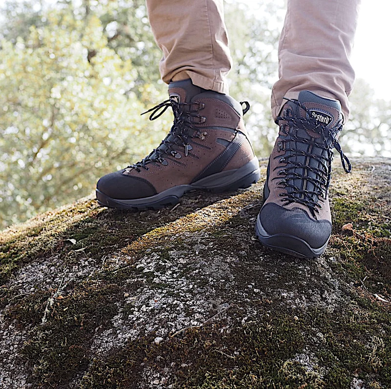 Botas de montaña y trekking Hombre Bestard Turó Gore-Tex Marrón