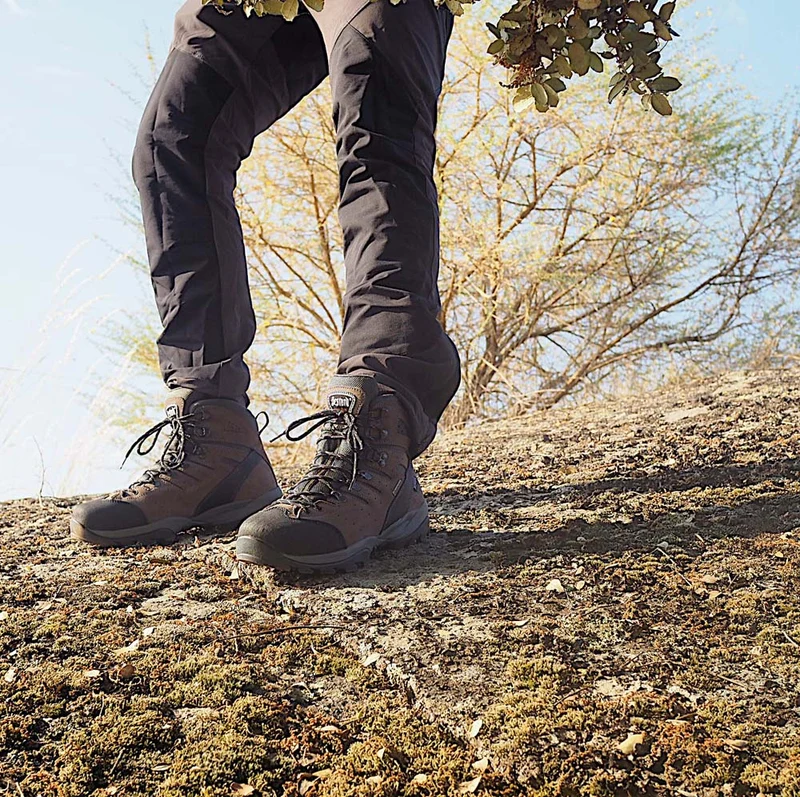 Botas de montaña y trekking Hombre Bestard Turó Gore-Tex Marrón