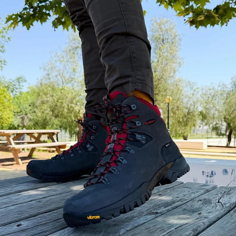 Botas de montaña y trekking Unisex Chiruca Dynamic 05 Gore-Tex Gris