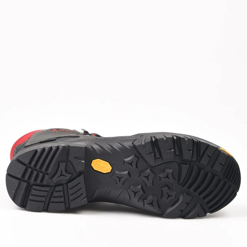 Botas de montaña y trekking Unisex Chiruca Dynamic 05 Gore-Tex Gris