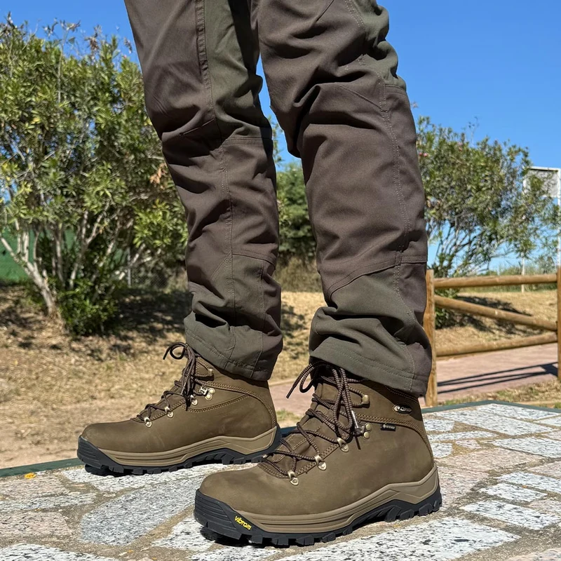 Botas de montaña y trekking Unisex Chiruca Urales 01 Gore-Tex Verde