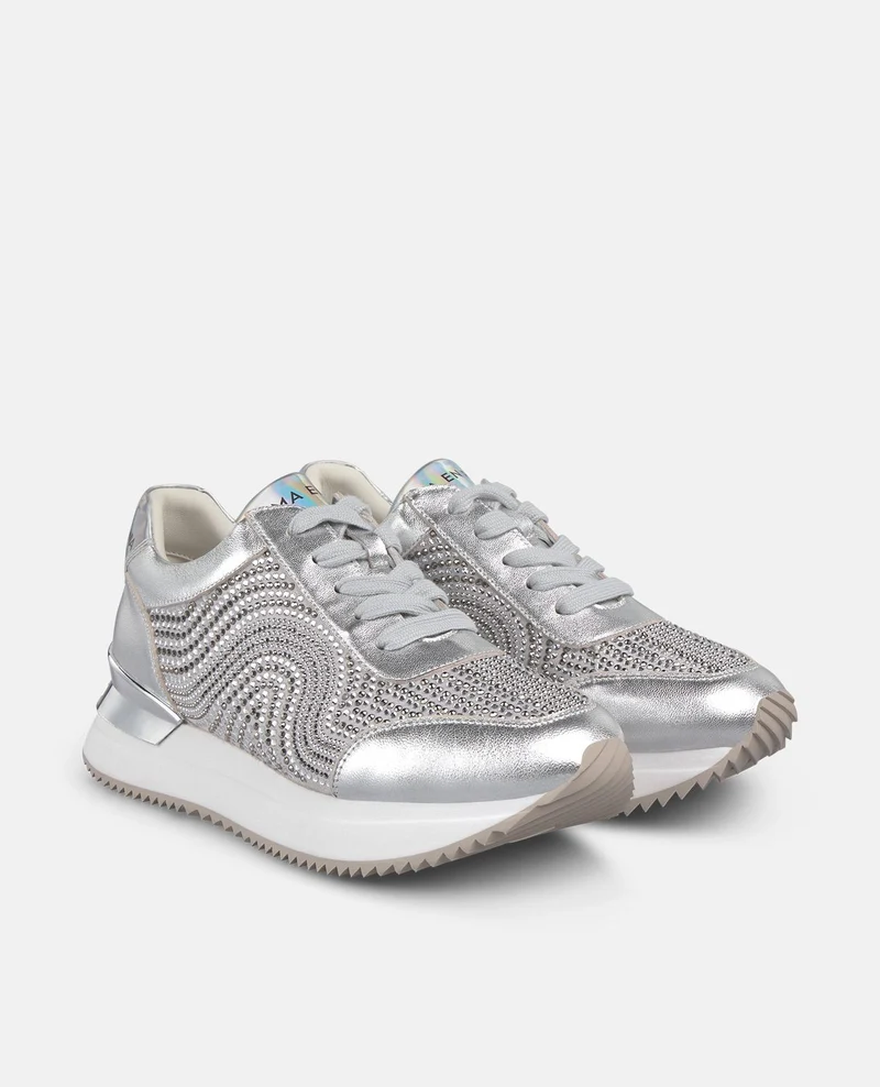 SNEAKER ESTAMPADA PEDRERÍA