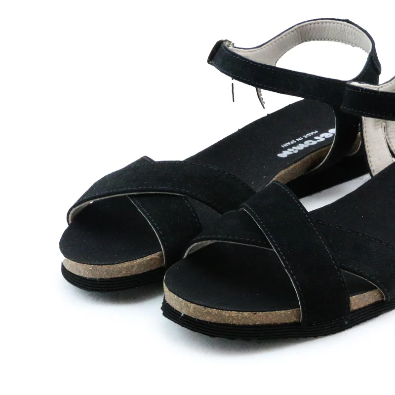 Sandalia serraje negro ZINCRU Jeromín