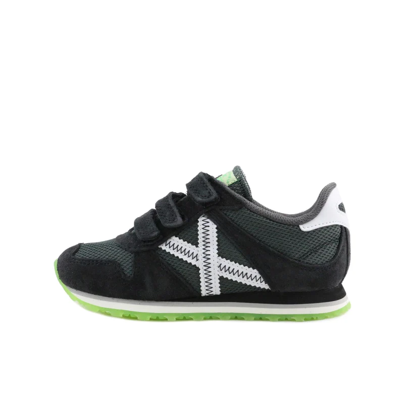 Deportiva gris/verde MASSANAVEL Munich
