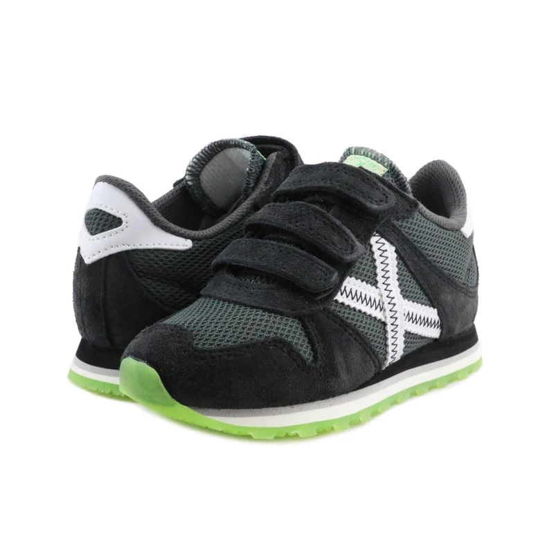 Deportiva gris/verde MASSANAVEL Munich