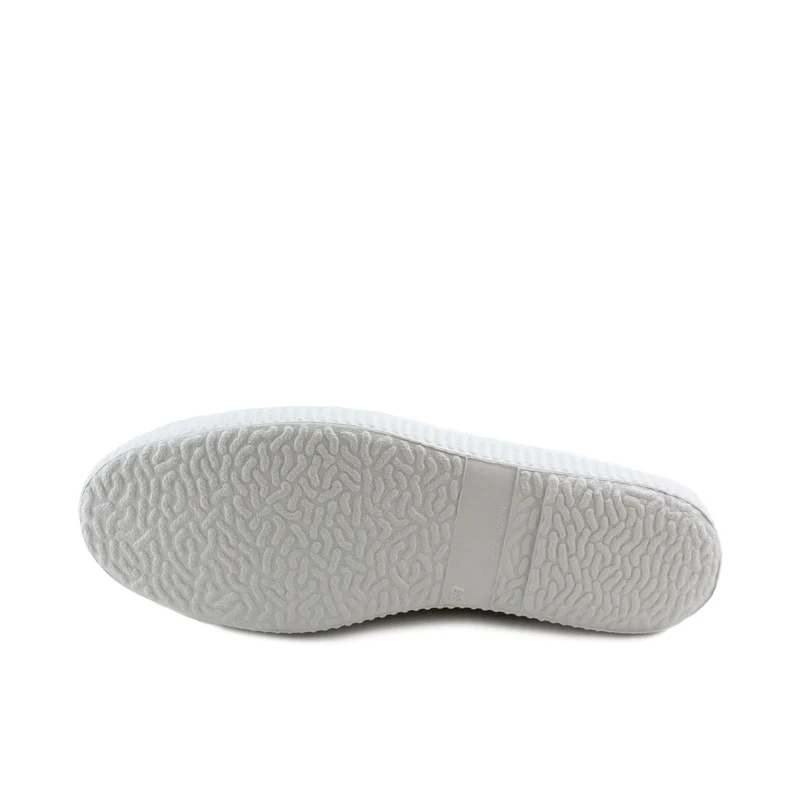 Zapatilla gris 88088 La Cadena