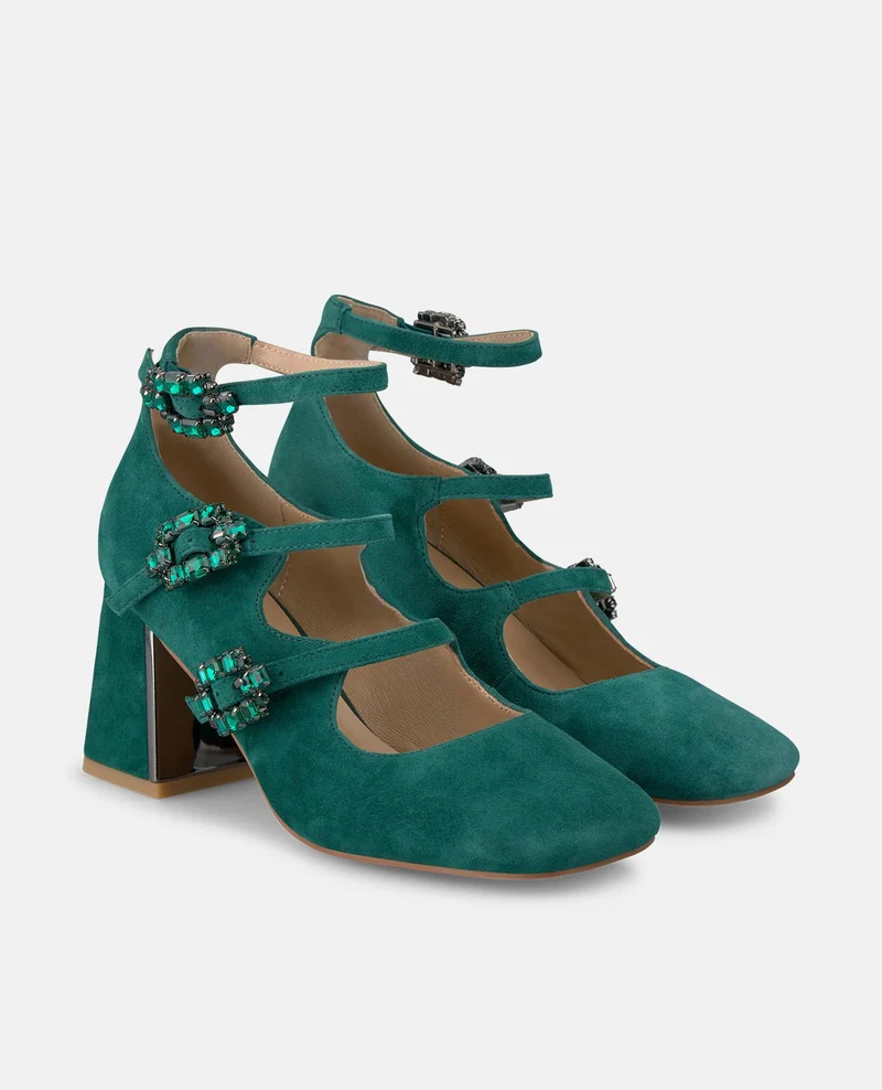 ZAPATO DE TACÓN HEBILLAS
