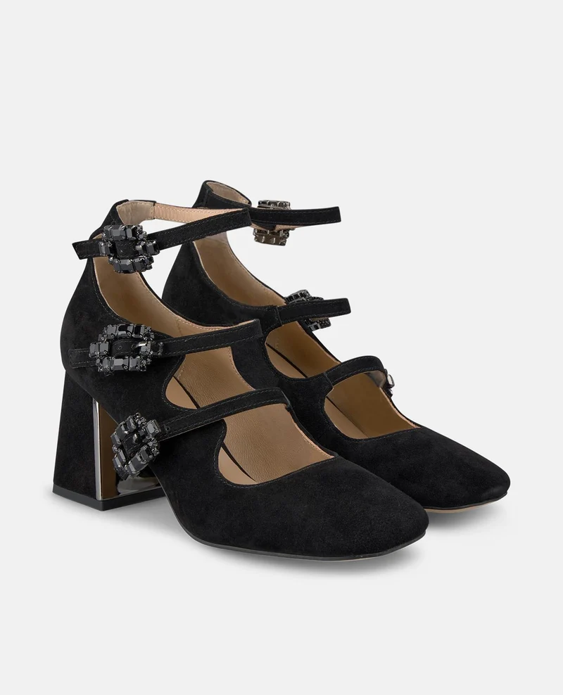 ZAPATO DE TACÓN HEBILLAS