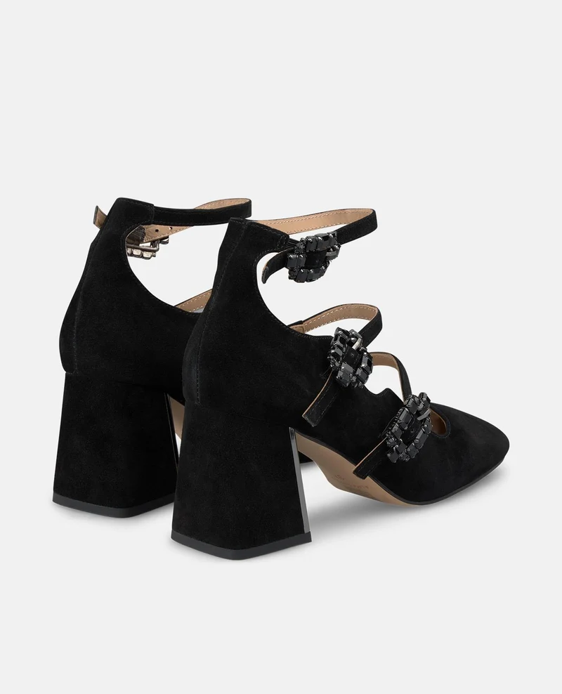 ZAPATO DE TACÓN HEBILLAS