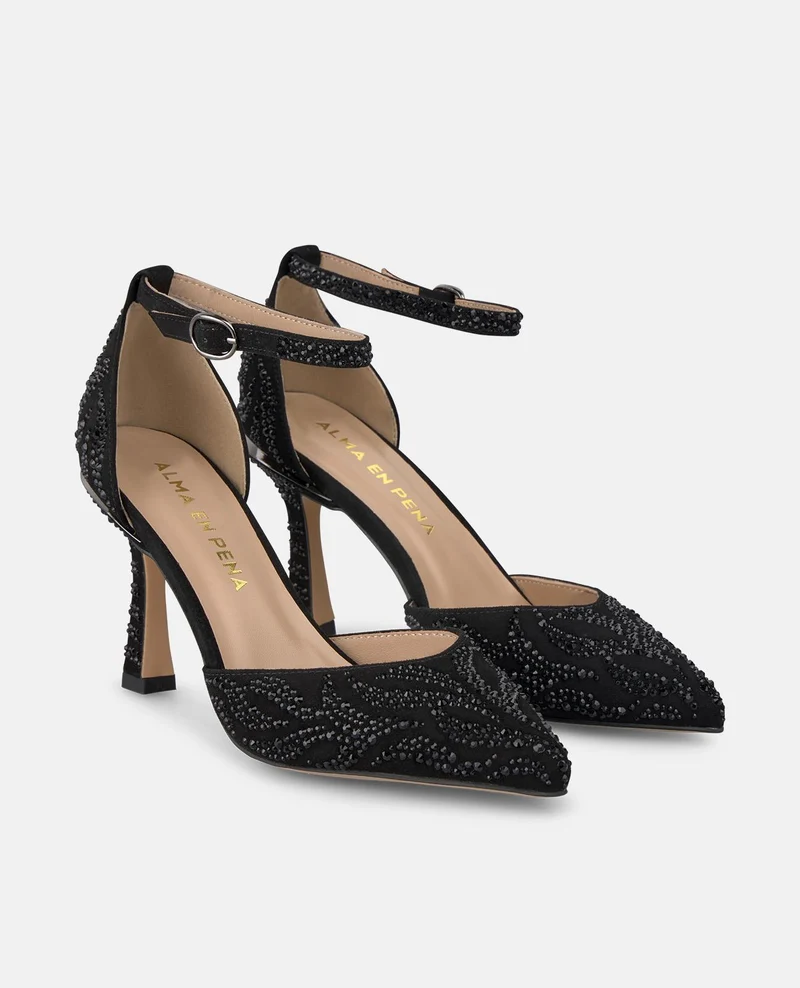 ZAPATO CON DETALLES TACÓN