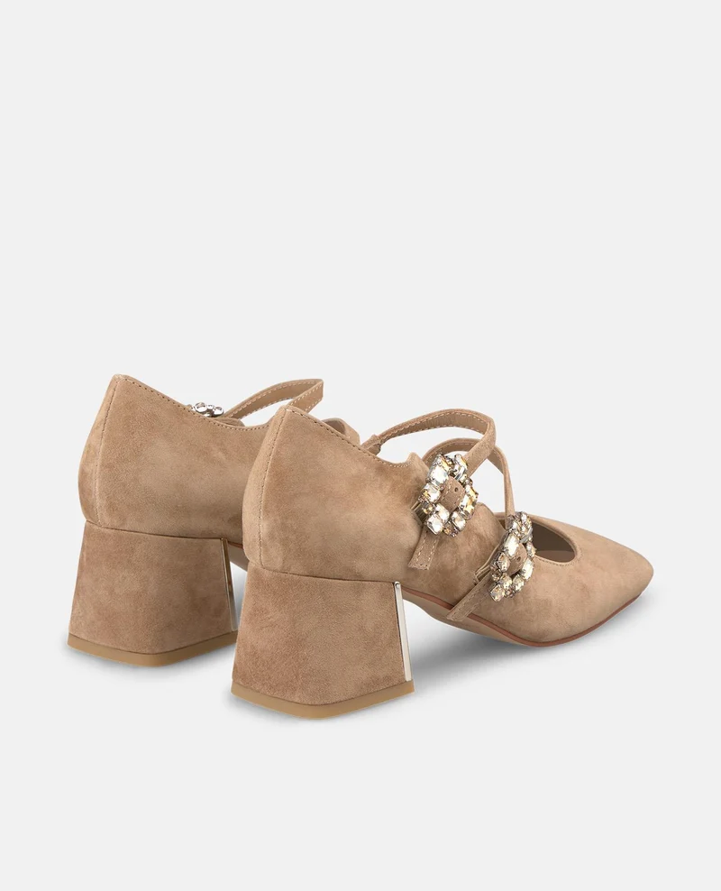 ZAPATO CON HEBILLAS