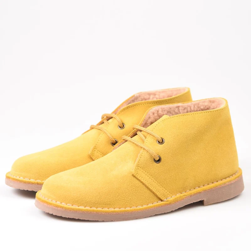 Botas Pisamierdas Amarillo Borreguito