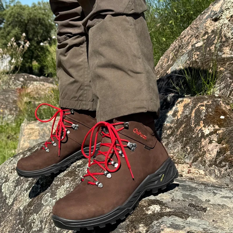 Botas de montaña y trekking Unisex Chiruca Cares 02 Gore-Tex Marrón