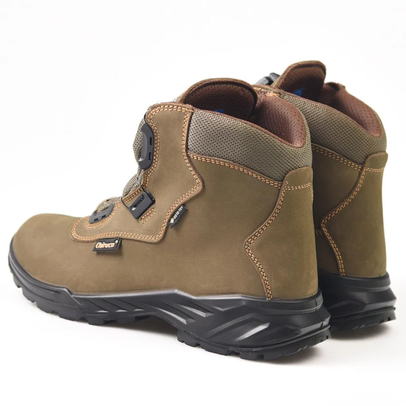 Botas de montaña y trekking Unisex Chiruca Labrador Boa 01 Gore-Tex Verde