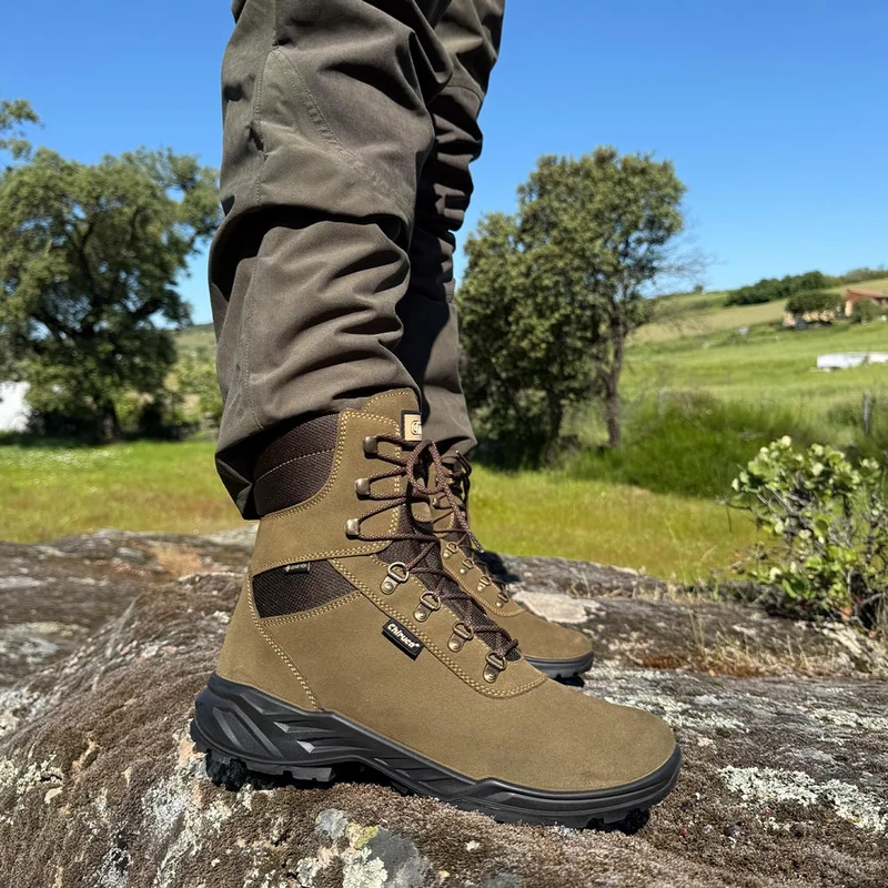 Botas de montaña y trekking Unisex Chiruca Torcaz 01 Gore-Tex Verdoso