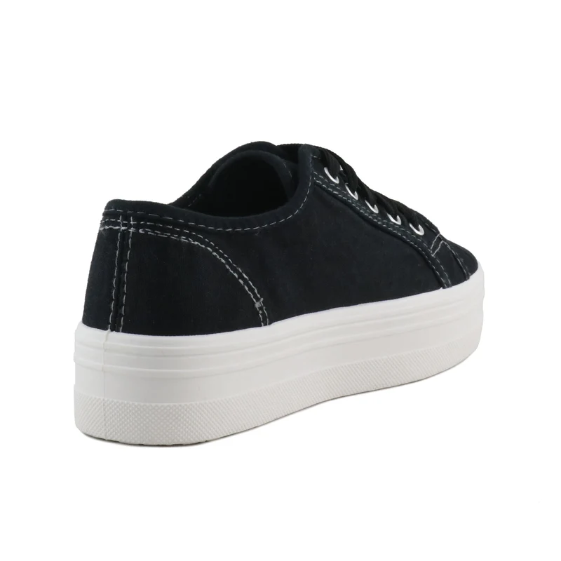 Zapatilla negro lavado CAPRI 220V