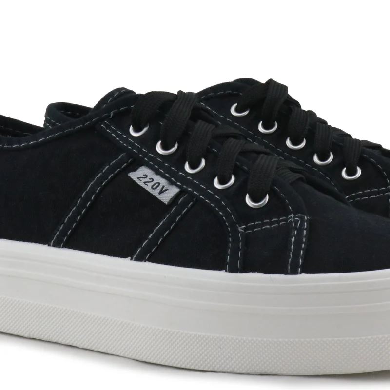 Zapatilla negro lavado CAPRI 220V