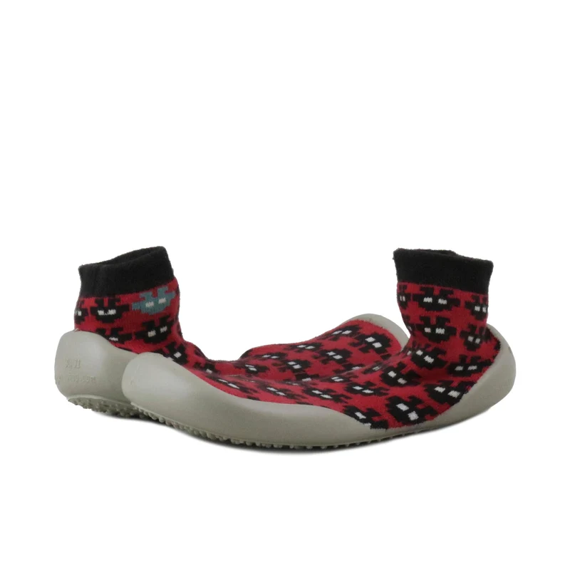 Zapatilla casa negro/rojo E832F Collégien