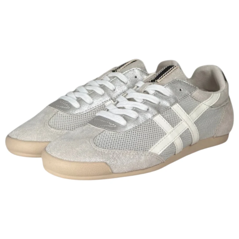 Zapatillas Corina Retro M6035 Plata