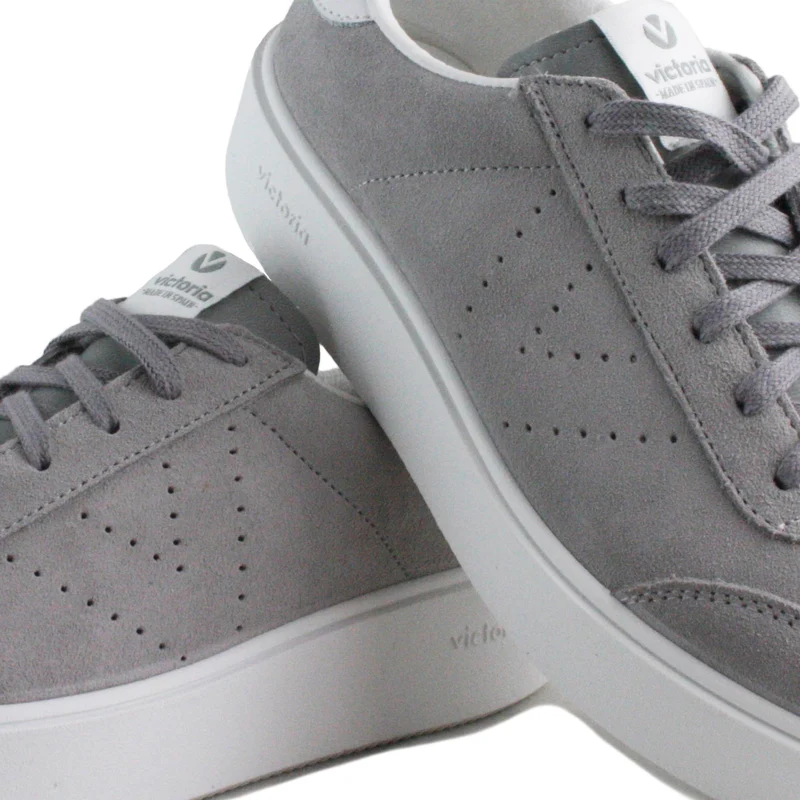 Zapatilla gris claro 260122 Victoria