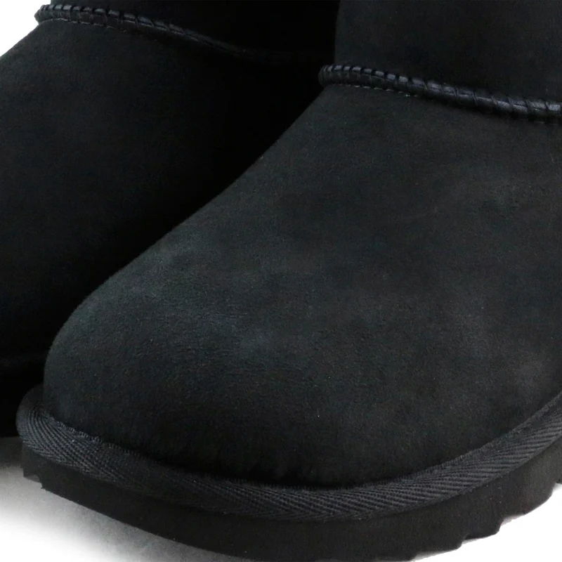 Bota negra 5251 UGG