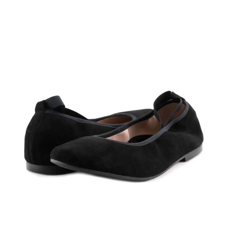 Bailarina ante negro 952 Jeromín