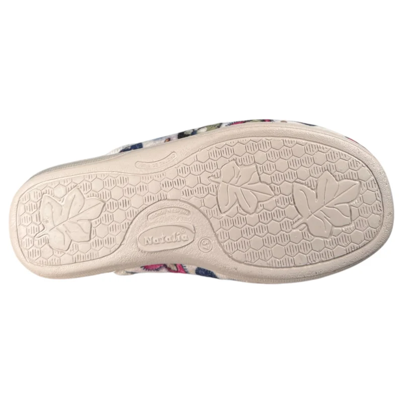 Zapatillas de Casa Natalia Gil Corazones 5013 Beige